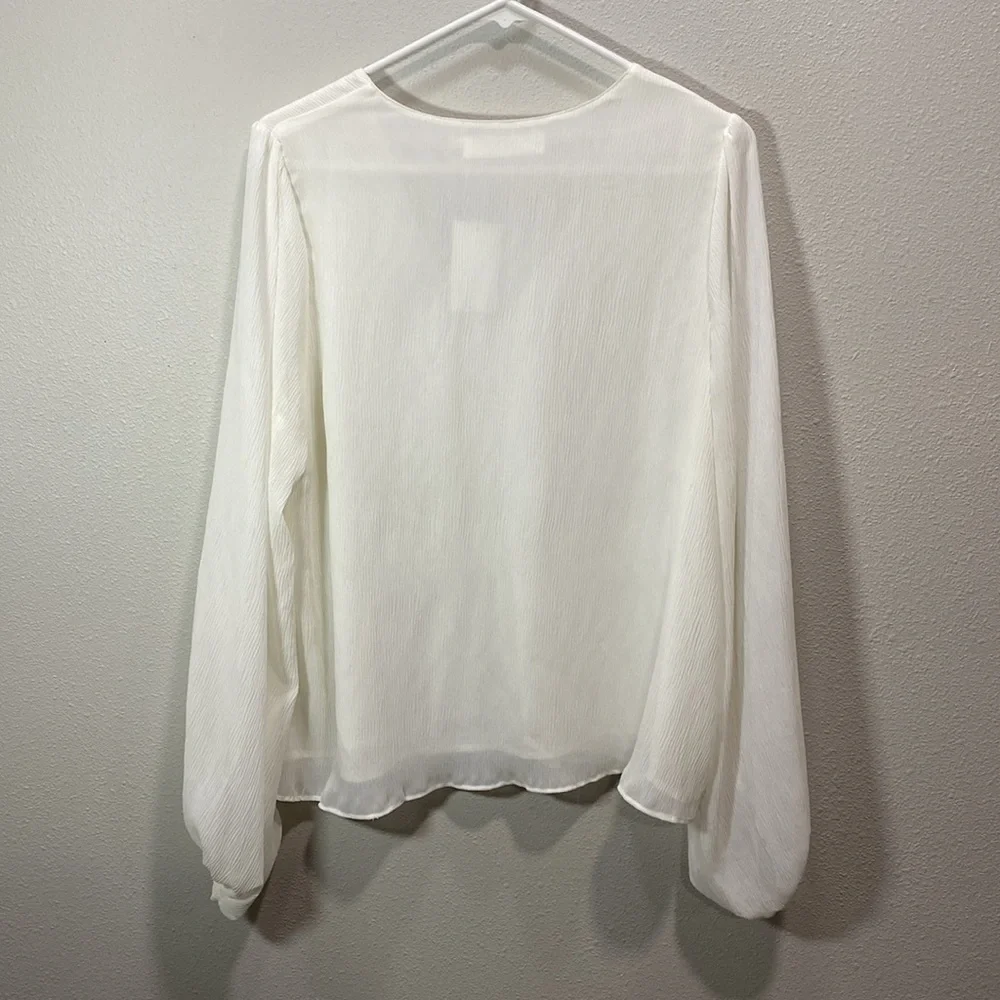 Astr label white